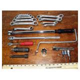 5 Snap-On items, Craftsman ft/lb torque wrench, 10