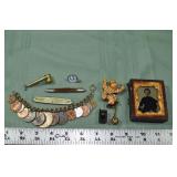 Lot: ambrotype portraits, prisoner pin, bug spraye