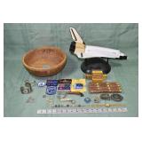 Lot: Jim Beam Space Shuttle decanter, 5 silver dim