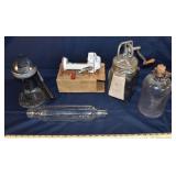 Vintage kitchen: Juice-King, butter churn, Rival b