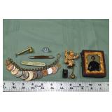 Lot: ambrotype portraits, prisoner pin, bug spraye