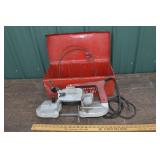 Milwaukee HD bandsaw, working, extra blades; as is