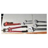 5 graduated crescent wrenches, pipe wrench, bolt c