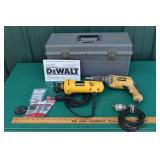 2 DeWalt working electric power tools: DW660 cut-o