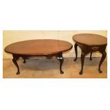 Statton Furniture Oldtowne Cherry oval coffee tabl