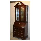 Thomasville Furniture cherry finish 2 piece illumi
