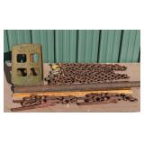 Lot: 4 load binders, 1-5' and 3-10' chains, Safety