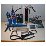 Tools: Performance Tool grease gun, Benzomatic, 3