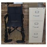 Lot: HON 3 drawer locked file cabinet (no key) 15x