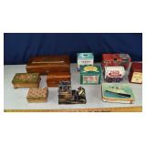 Ceramic cigarette dispenser, wooden boxes, assorte
