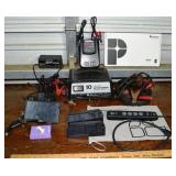 Lot: 2 battery chargers, power inverter, 12v solar