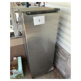Frigidaire upright freezer -is plugged & working