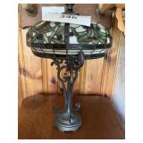 26in Tiffany style table lamp