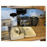 Toaster- fryer - Instant solo- mixer -can opener