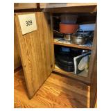 Misc pans - baking dishes- Tupperware- misc