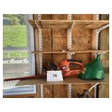 B & D hedge  clippers electric- funnel