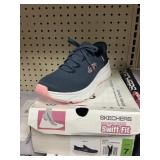 Skechers ladies sneaker size 7