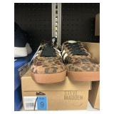 Steve Madden sneaker size 9