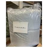 Tahari 90inx90in Queen comfortter