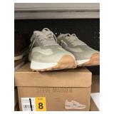 Steve Madden Kendrix sneaker size 8