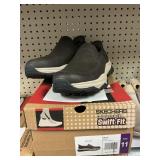 Skechers mens Izaiah size 11