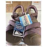 kechers sandals size 9