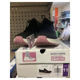 Skechers ladies sneaker size 11