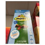 Motts fruit snacks 90 ct