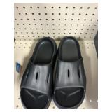 Hoka slides size 11W