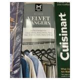 50-pack Velvet hangers