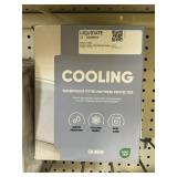 Cooling mattress protector Queen