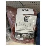 Hotel Coll faux fur throw 60inx70in
