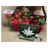 4 X-mas items -lighted gift boxes-red bulbs-star