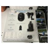 Atomi magnetic wireless car charger