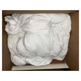 White comforter - Unknown size