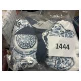 Lounge throw 60inx70in