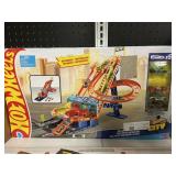 Hot Wheels roller coaster rally city