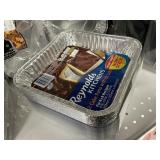 Reynolds 12 cake pans w/ lids