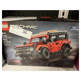 Lego Technic Ford Bronco 943 pcs