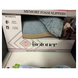 Isotoner memory foam slippers L 8.5-9
