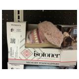 Isotoner memory foam slippers L 8.5-9