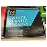 White plastic spoons 600ct