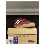 Steve Madden sneaker size 11