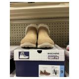 Skechers ladies swift boot size 9