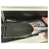 Rubber boot tray