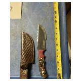 Fixed blade knife handmade Damascus steel