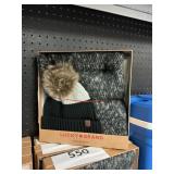 Lucky Brands scarf & hat set