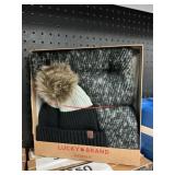 Lucky Brands scarf & hat set