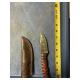 Fixed blade knife handmade Damascus steel