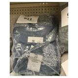 Cozy throw 60inx70in